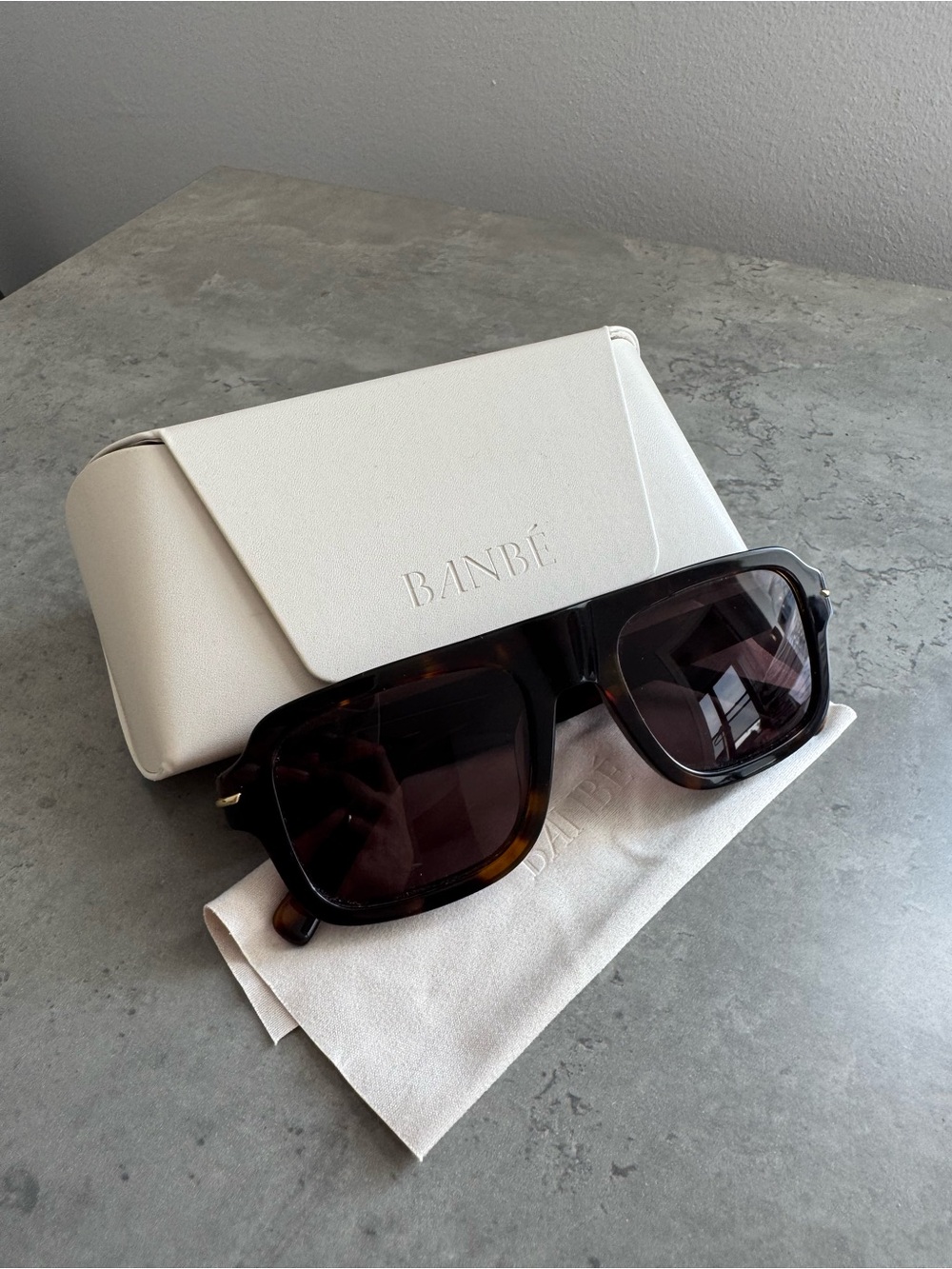 BANBÉ Women’s Tortoise Sunglasses with Dark Brown Lenses